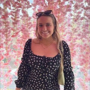 Meet your Posher, Brooke